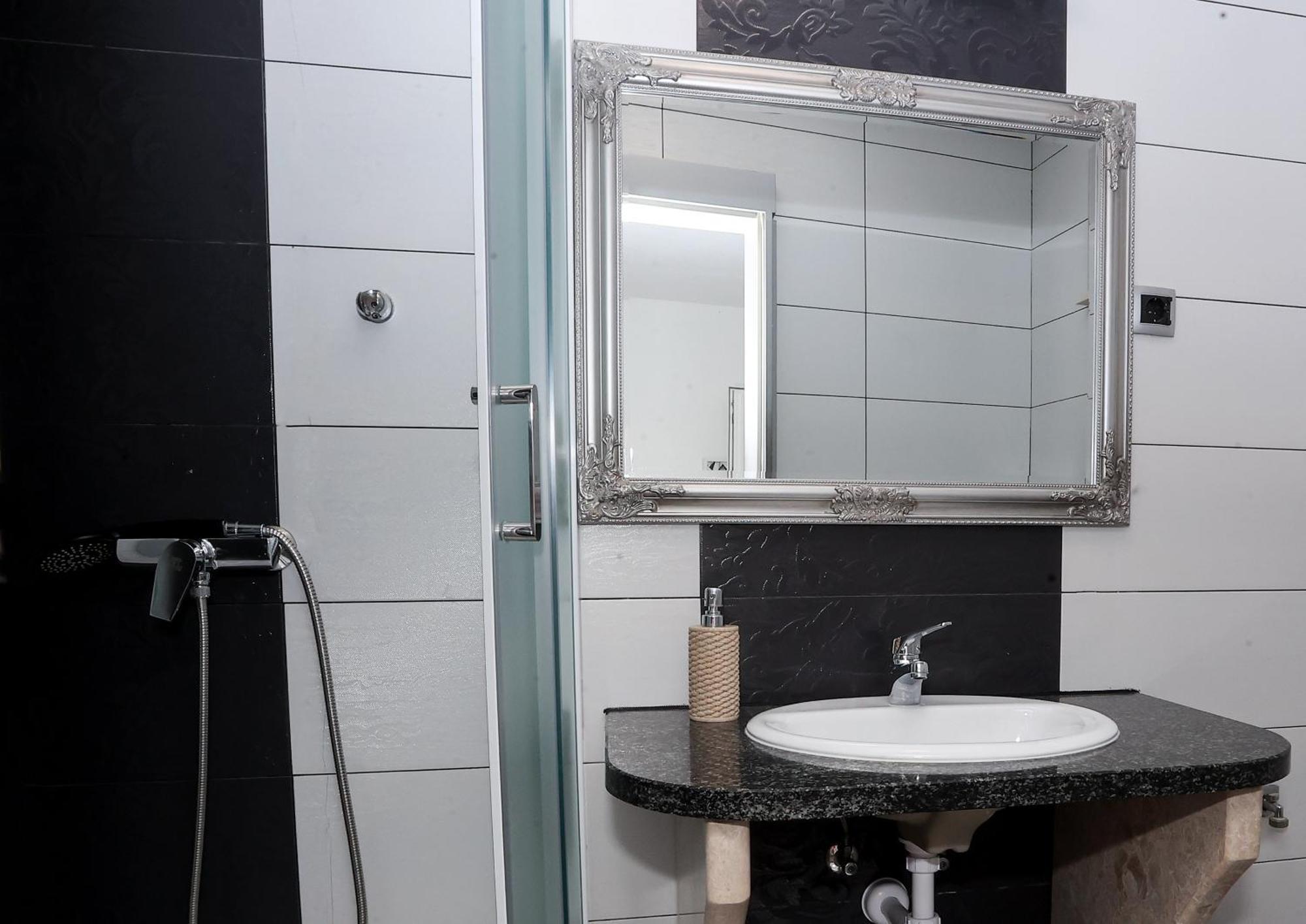 Appartement Nikolla *